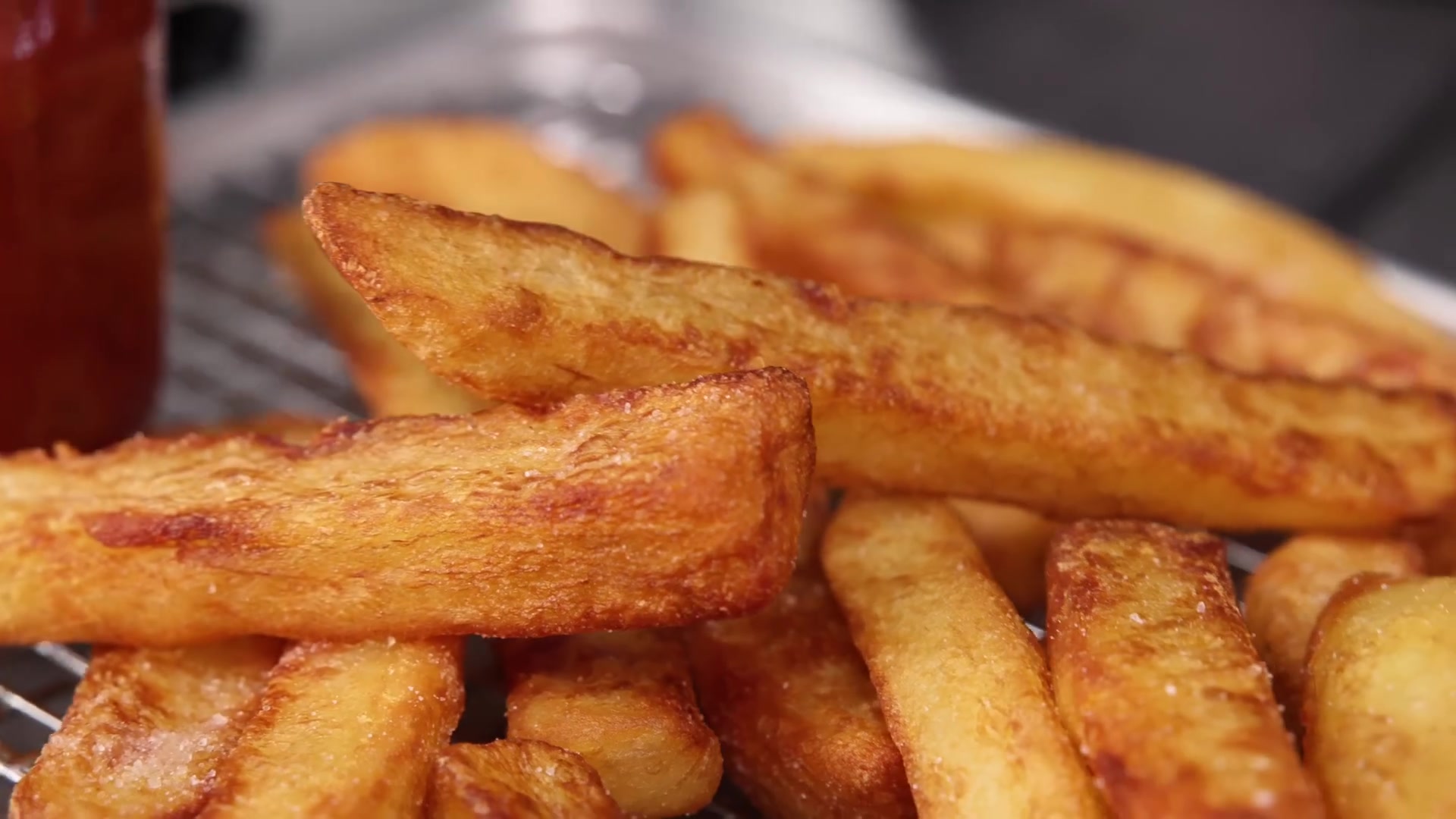 Video thumbnail for How to Cook Michelin Star Fries at Home (1080p 24fps)