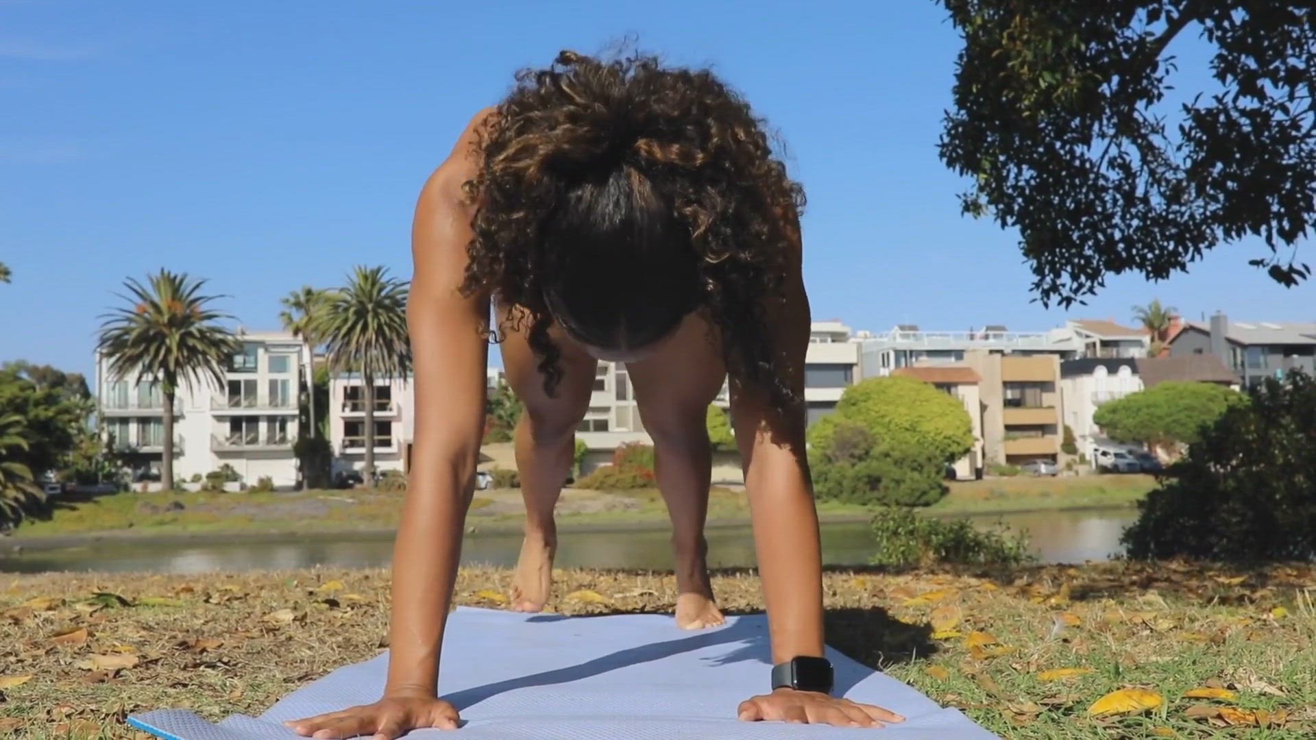 Video thumbnail for Ways To Practice Gratitude: Cultivating a Positive Mindset