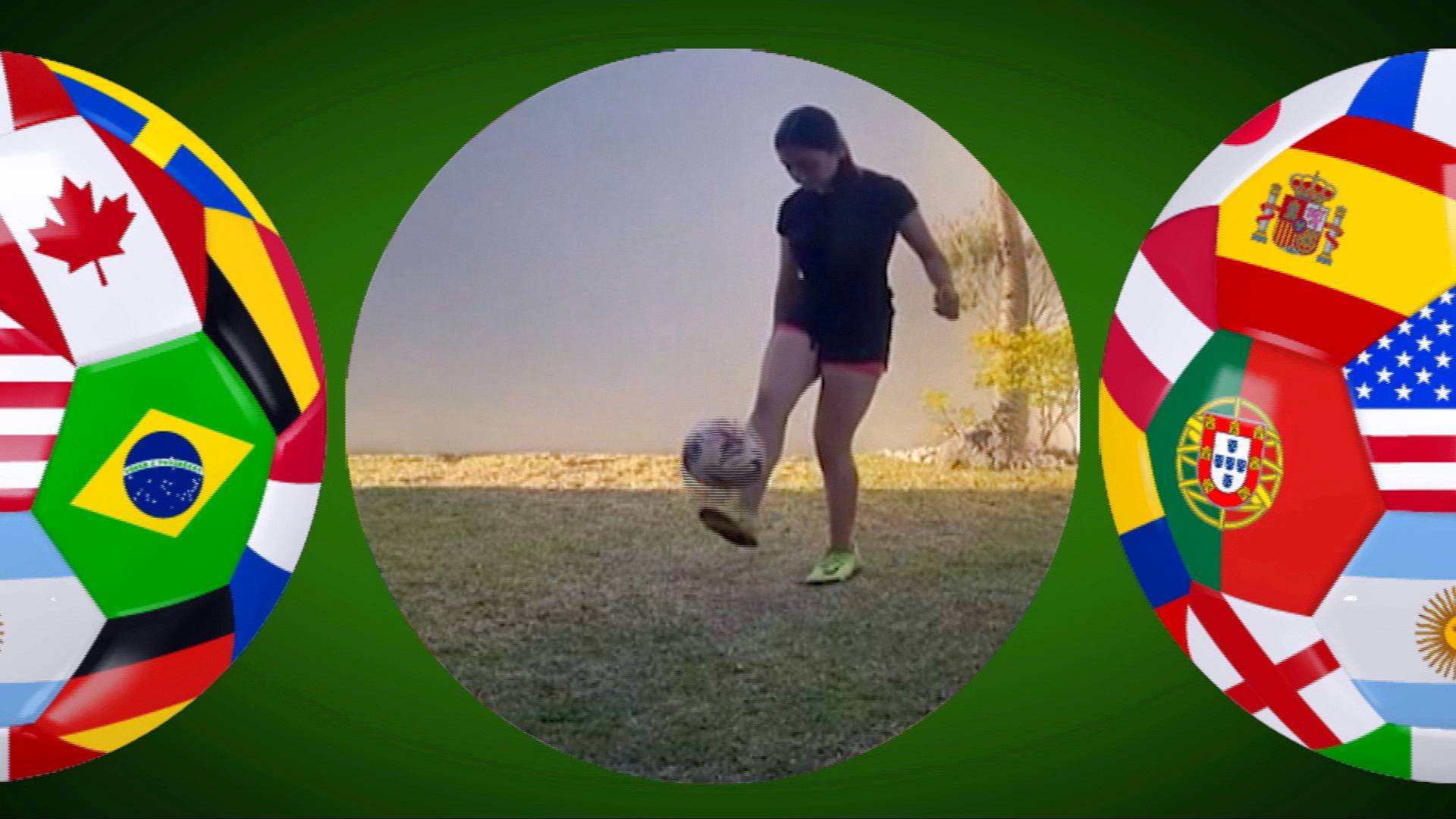 Video thumbnail for Hundreds of young Mexican women juggle for a World Cup opening match ticket