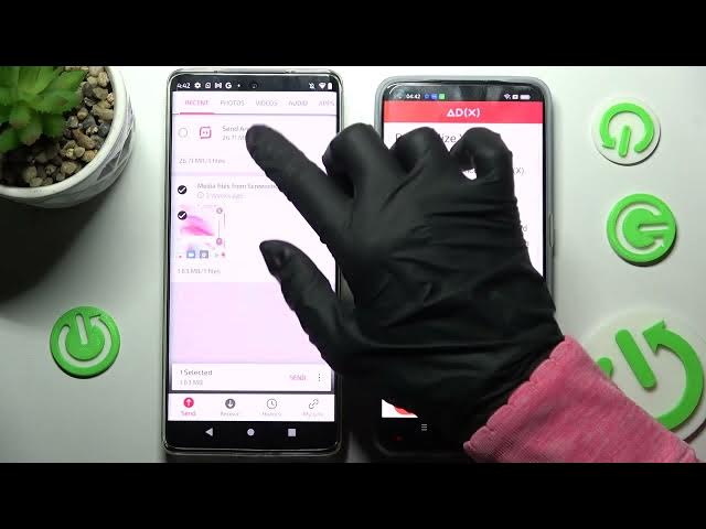 Video thumbnail for How to Transfer files from Motorola Device to OPPO FIND X5 LITE {Send anywhere}
