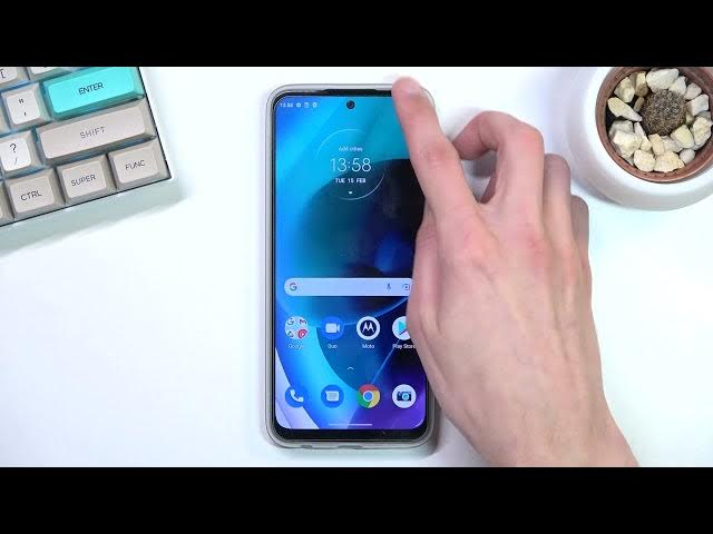 Video thumbnail for How to Enable and Set Up Portable Hotspot on MOTOROLA Moto G71 5G // Wi-Fi Hotspot