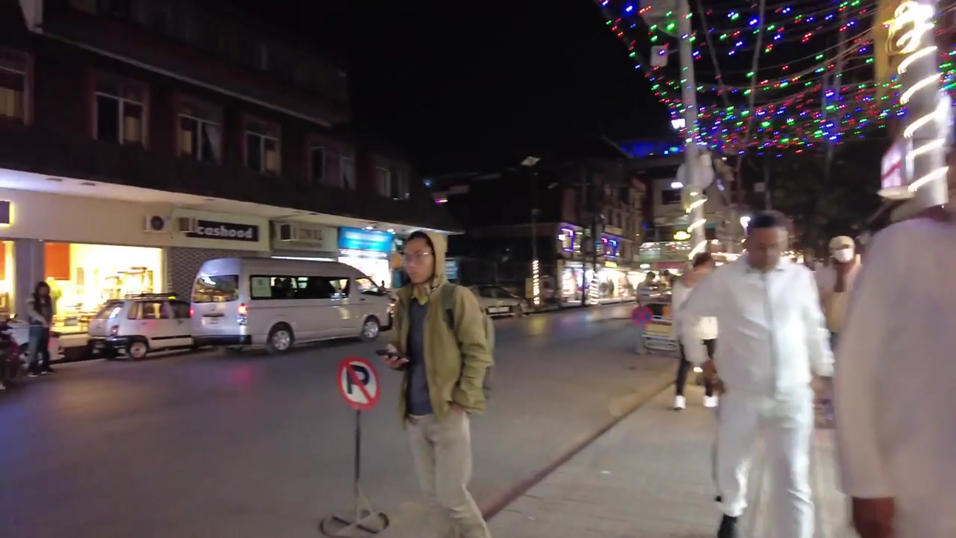 'Video thumbnail for Kathmandu Nightlife Thamel Tour 4K'