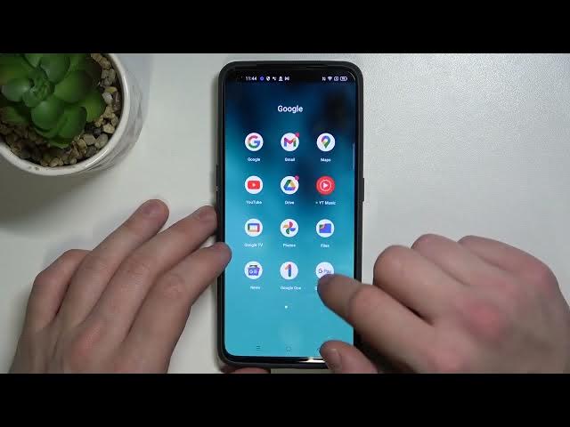 Video thumbnail for Realme GT Neo 2 - How To Remove Cards From Google Pay