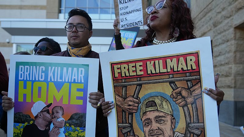 Video thumbnail for Liberia agrees to accept man at centre of US deportation row