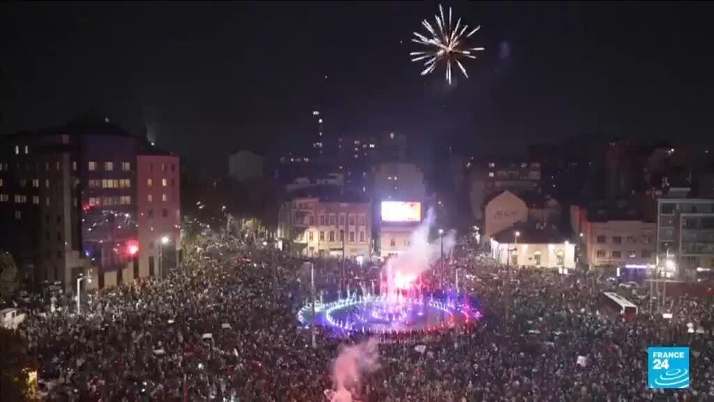 Video thumbnail for 'Serbia is free': Belgrade erupts in celebration after Vucic's defeat
