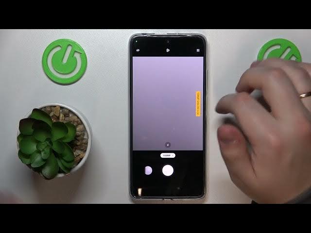 Video thumbnail for How to Enter the Ultra Resolution Camera Mode on a REDMI Note 11 Pro - 108MP Mode