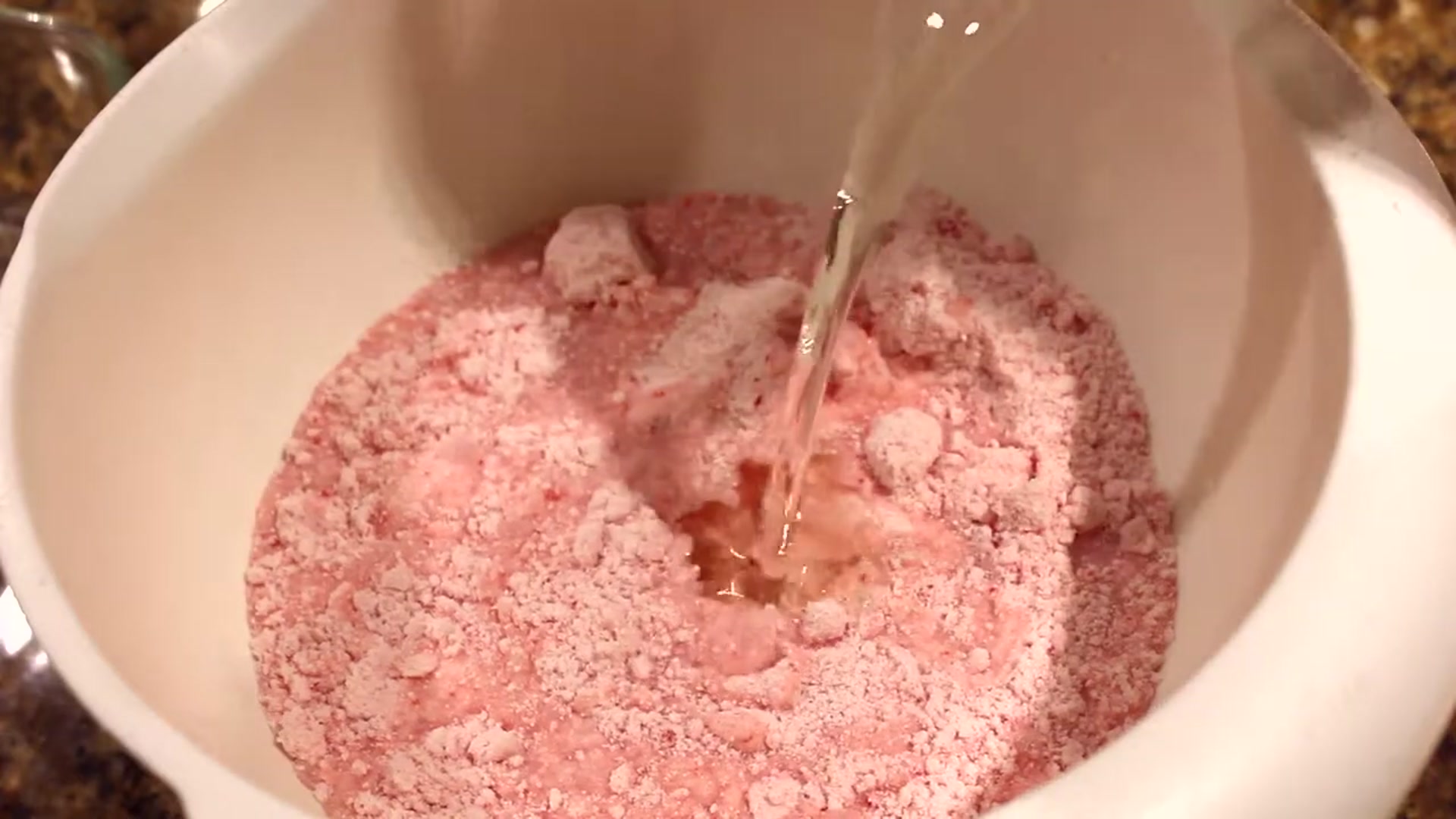 Video thumbnail for How to Make a Strawberry Ombre Layered Cake   rachel republic(720P HD)