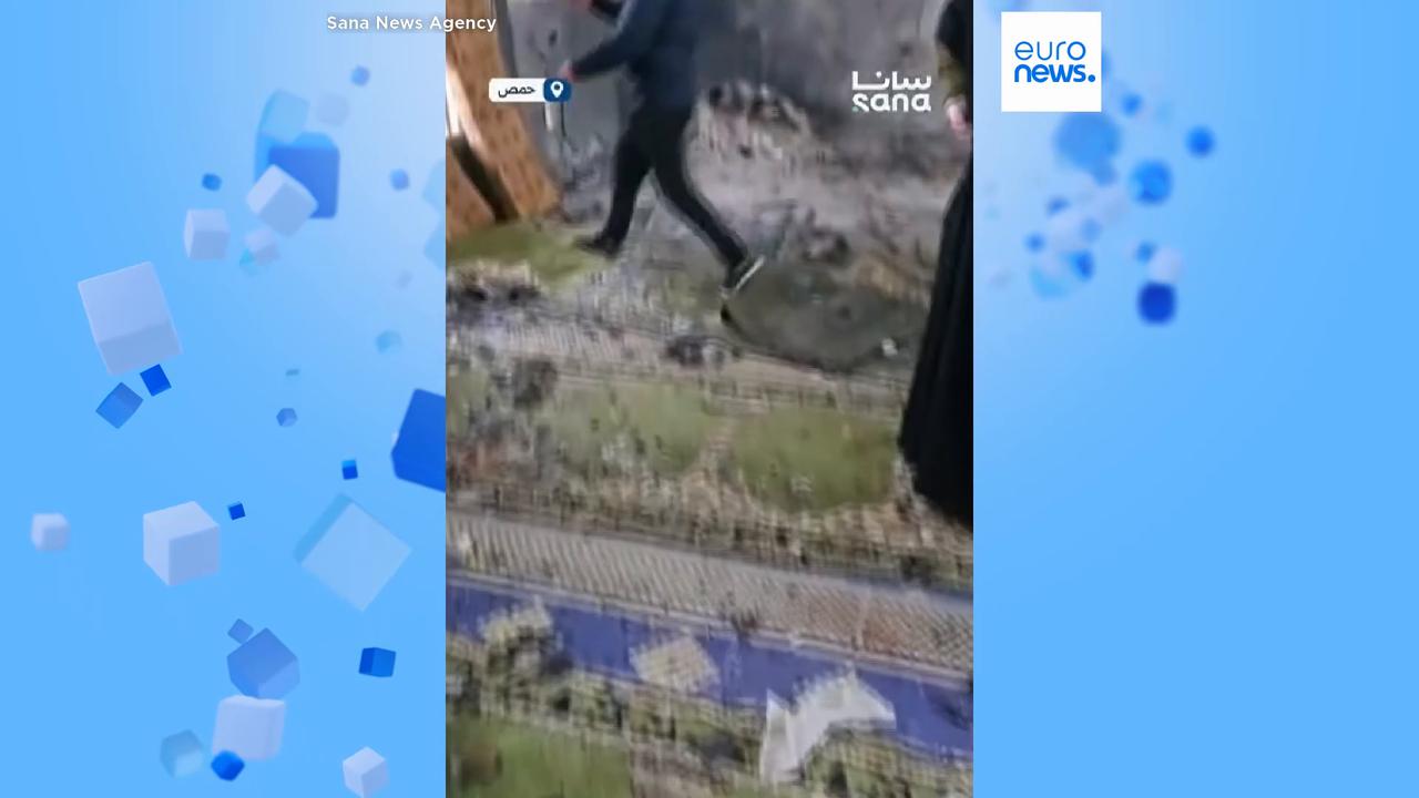 Video thumbnail for Explosion at Alawite mosque in Homs during Friday prayers kills at least six