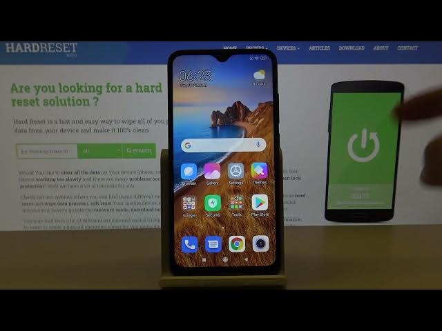 Video thumbnail for Xiaomi Redmi 8's Game-Changing Trick: Mastering One-Handed Mode for Effortless Use! 📱✨