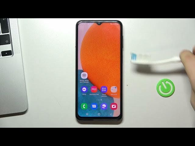 Video thumbnail for How to Clean USB Port By Using Household Items on SAMSUNG Galaxy A23