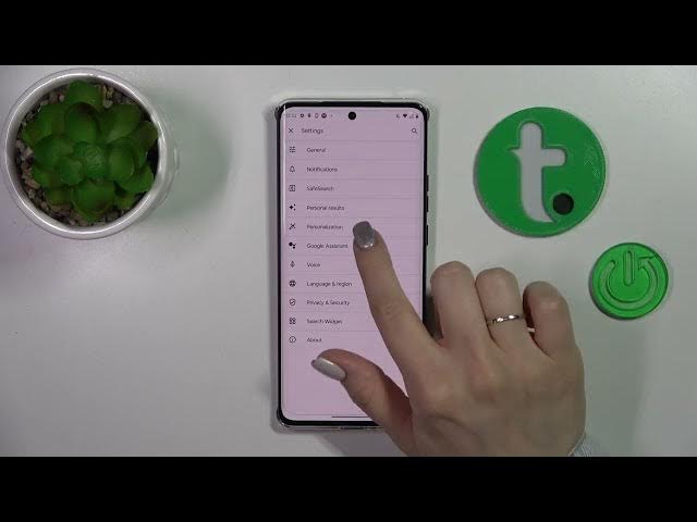 Video thumbnail for How to Set Up & Activate the Google Voice Assistant on MOTOROLA Edge 40