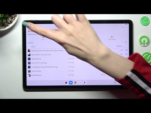 Video thumbnail for How to Add Audio or Video Files to Text Message on LENOVO Tab P11 Gen 2? - Find Message Settings
