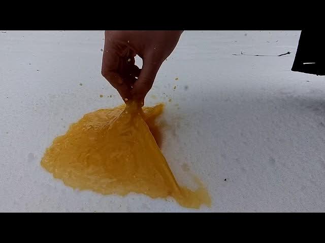 Video thumbnail for Water Balloon with Paint in Slow Motion - Samsung Galaxy S21 Ultra Super Slow Motion HD 30FPS