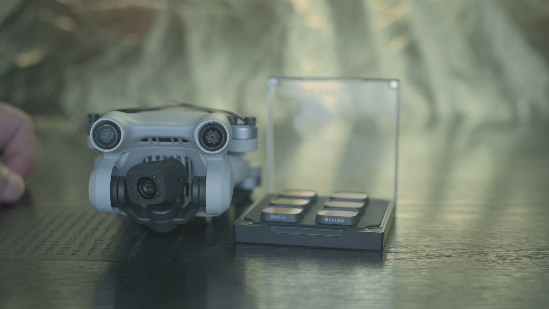 'Video thumbnail for DJI Mini 3: how to apply an ND filter on the lens'