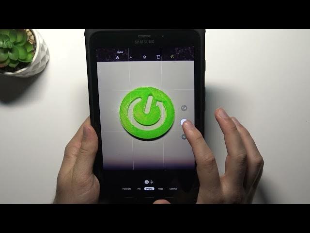 Video thumbnail for SAMSUNG Galaxy Tab Active2 Camera Top Tricks