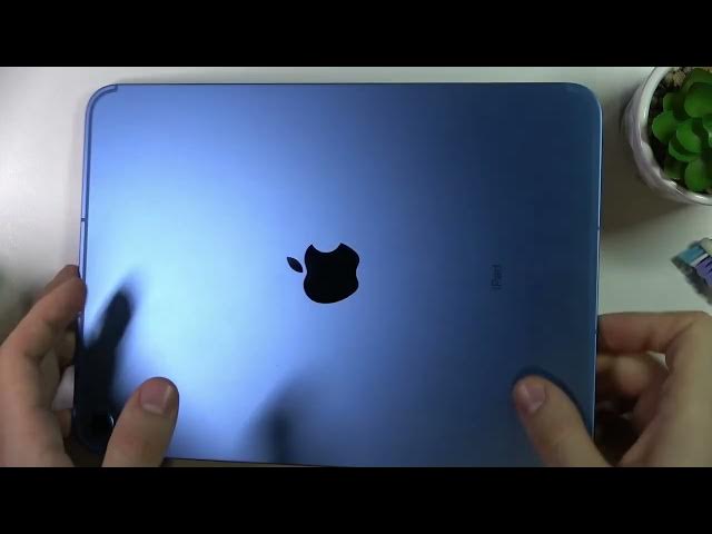 Video thumbnail for How to Clear the USB-C Charging Port of iPad 10th Gen Using Household Items