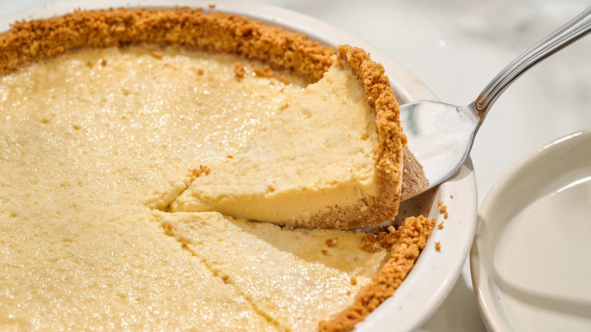Video thumbnail for Mexican Cheese Pie (Pay De Queso) Recipe