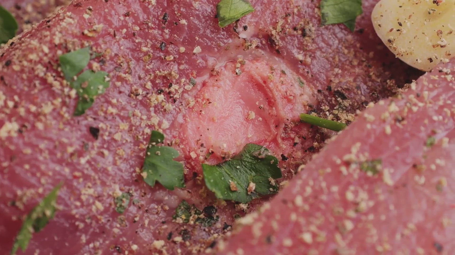 'Video thumbnail for Beef and Red Pepper Hummus Wraps'