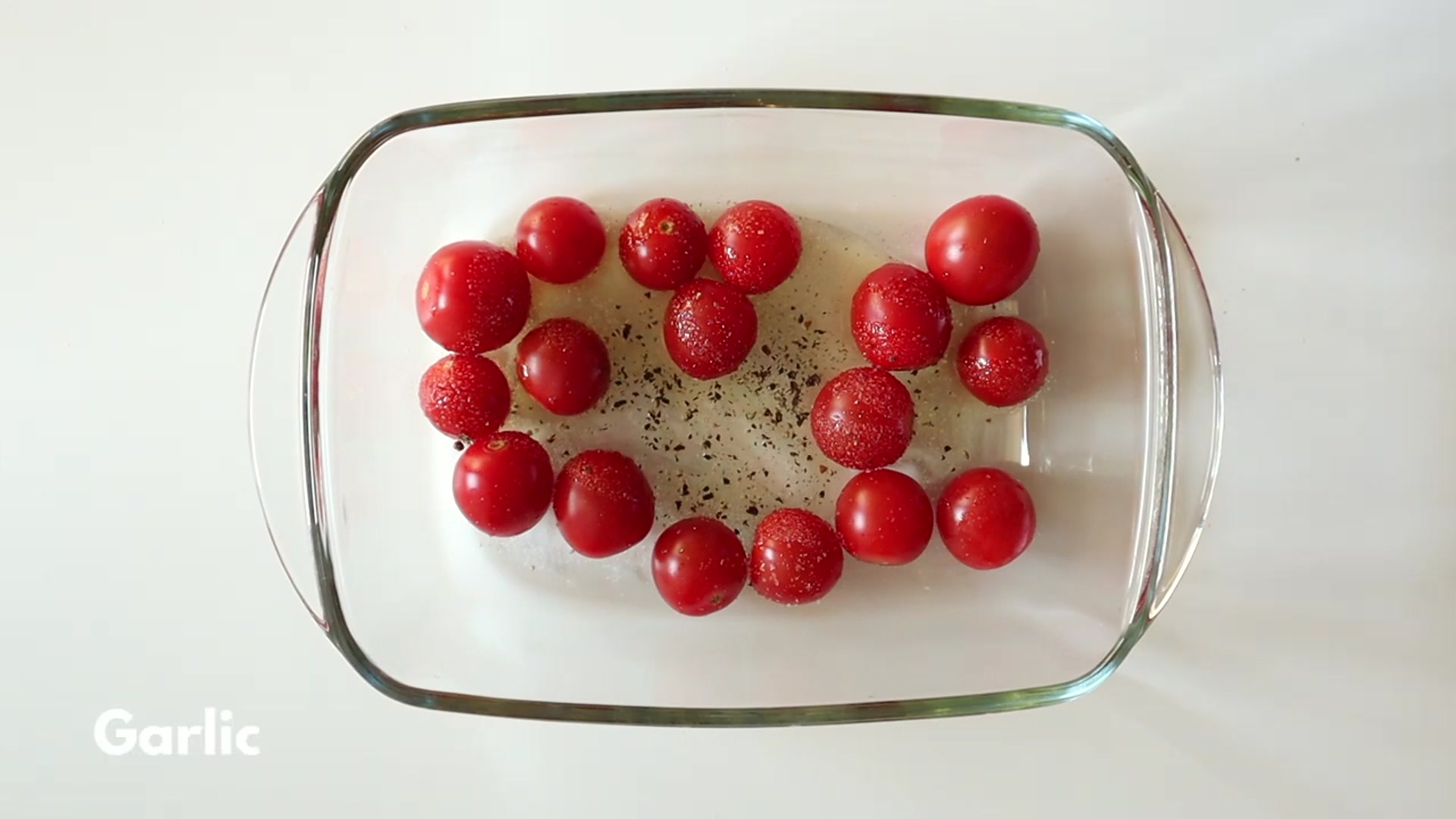 Video thumbnail for VIRAL TIKTOK BAKED FETA PASTA   PASTA WITH CHERRY TOMATOES   FETA CHEESE(720P HD)
