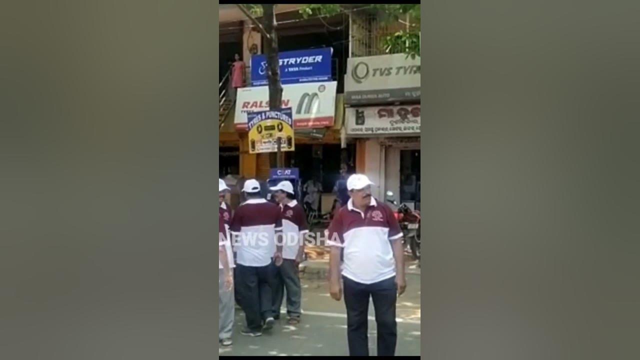 Video thumbnail for Awareness about road safety! #youtubeshorts #nknewsodisha