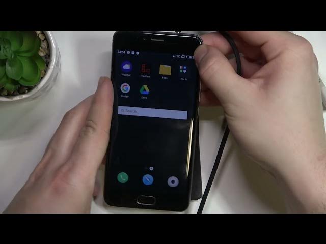 Video thumbnail for How to Connect Headphones to MEIZU M5S