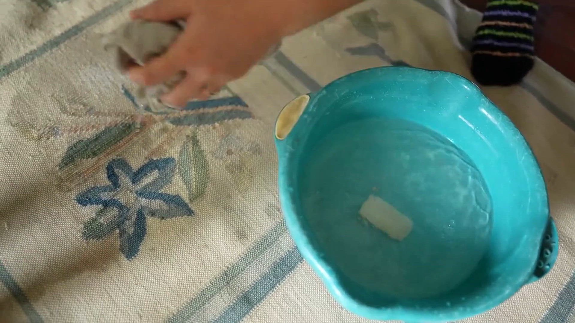 Video thumbnail for Removing Coffee Stains from Carpet