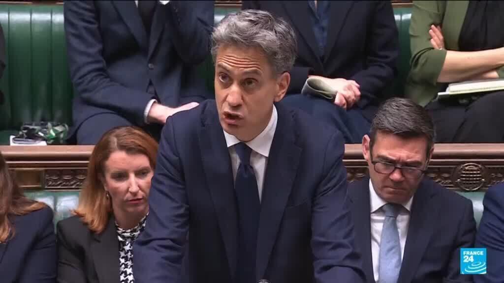 Video thumbnail for UK, France and ten other countries to sanction trade from Israeli settlements