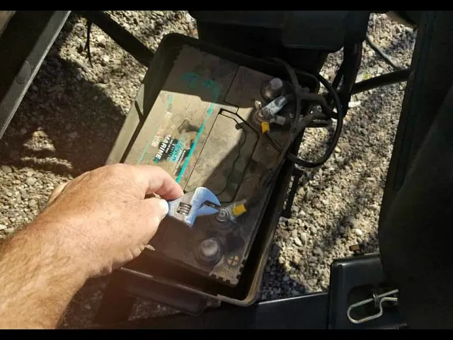 'Video thumbnail for RVers: See How Easy It Is For A Thief To Steal Batteries From Your RV Travel Trailer!'