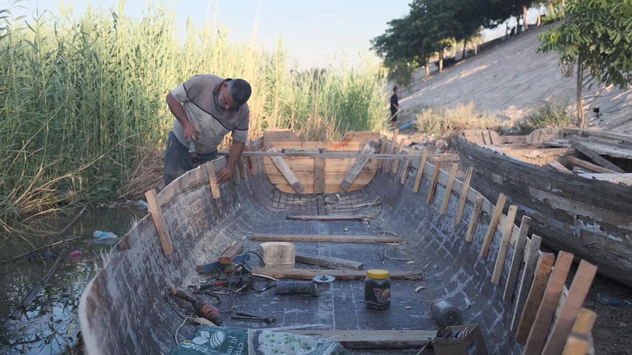 Video thumbnail for Iraq: Waterfront Life Al Shawaka Baghdad 7.