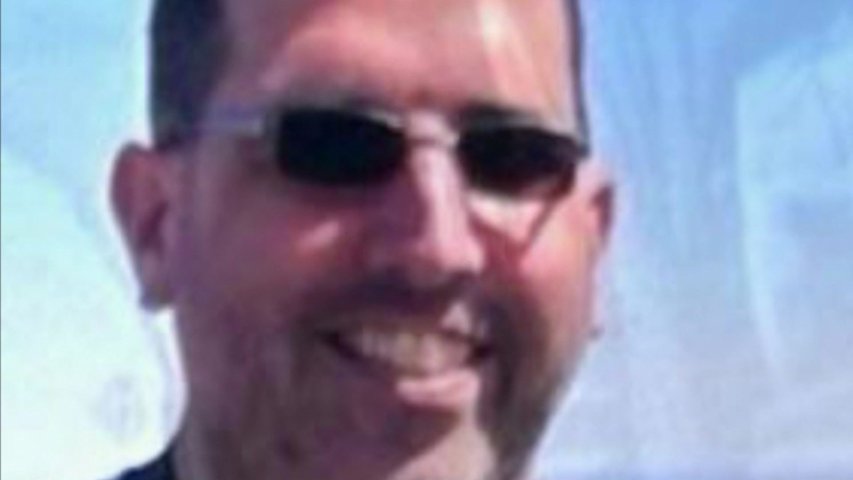 Video thumbnail for Police search for missing public official and firefighter in Dover