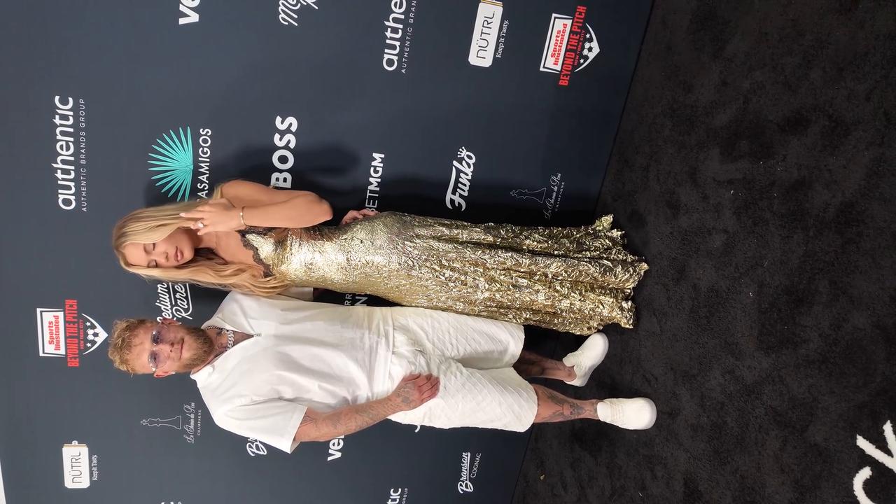 Video thumbnail for NY: Sports Illustrated Beyond the Pitch New York - Arrivals 8.