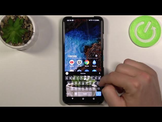 Video thumbnail for How to Store Apps in a Folder on ASUS ZenFone 8 Flip - Create a Folder