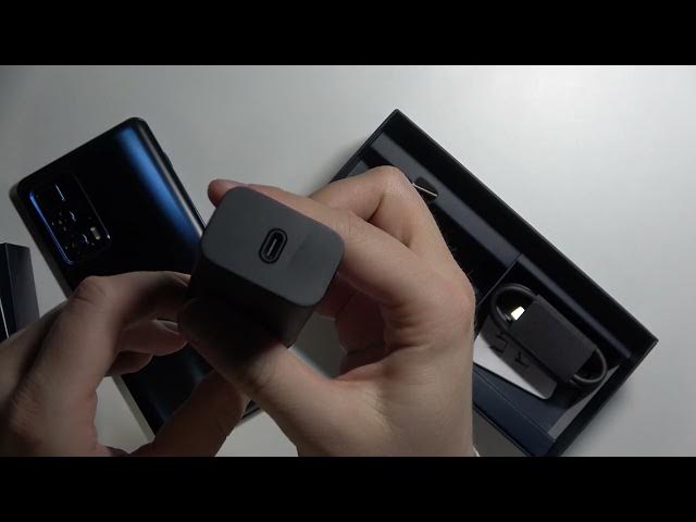 Video thumbnail for Does MOTOROLA Edge 20 Pro Have Charger in Box Set?