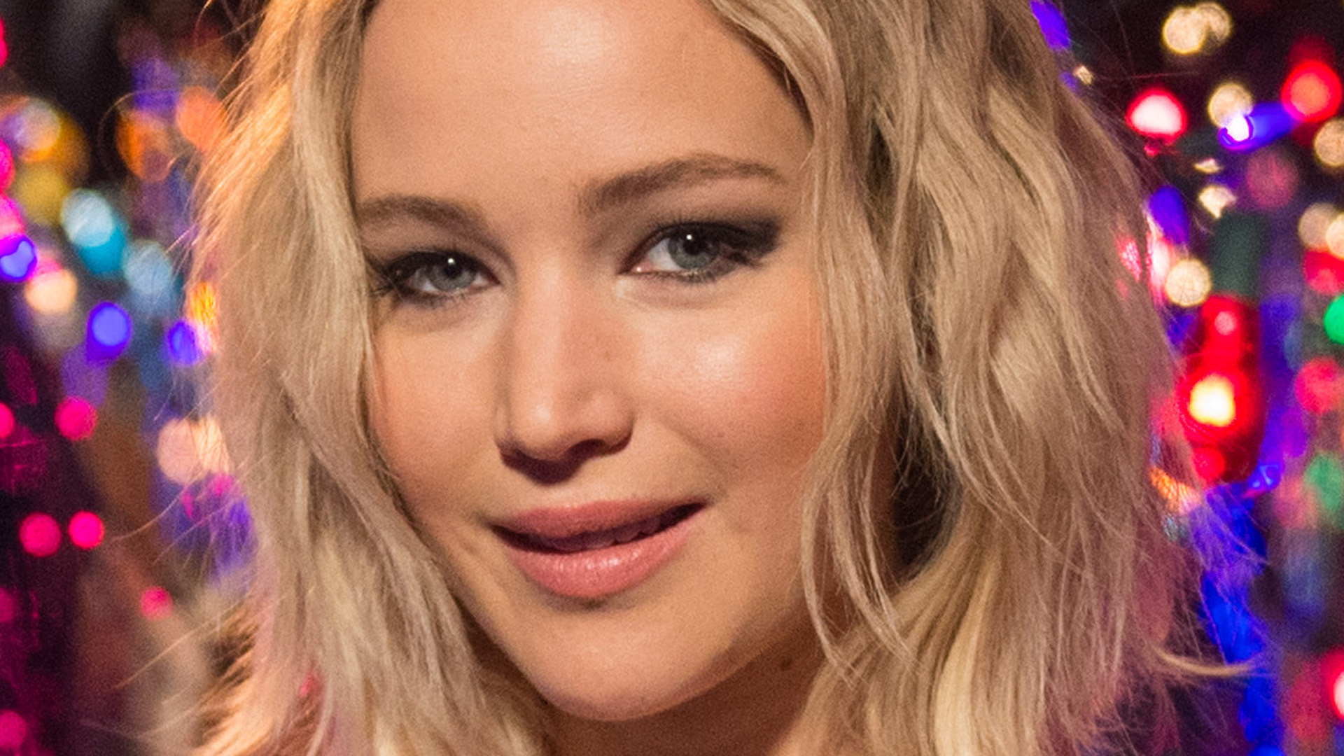 Video thumbnail for Celebs With Embarrassing Drinking Stories