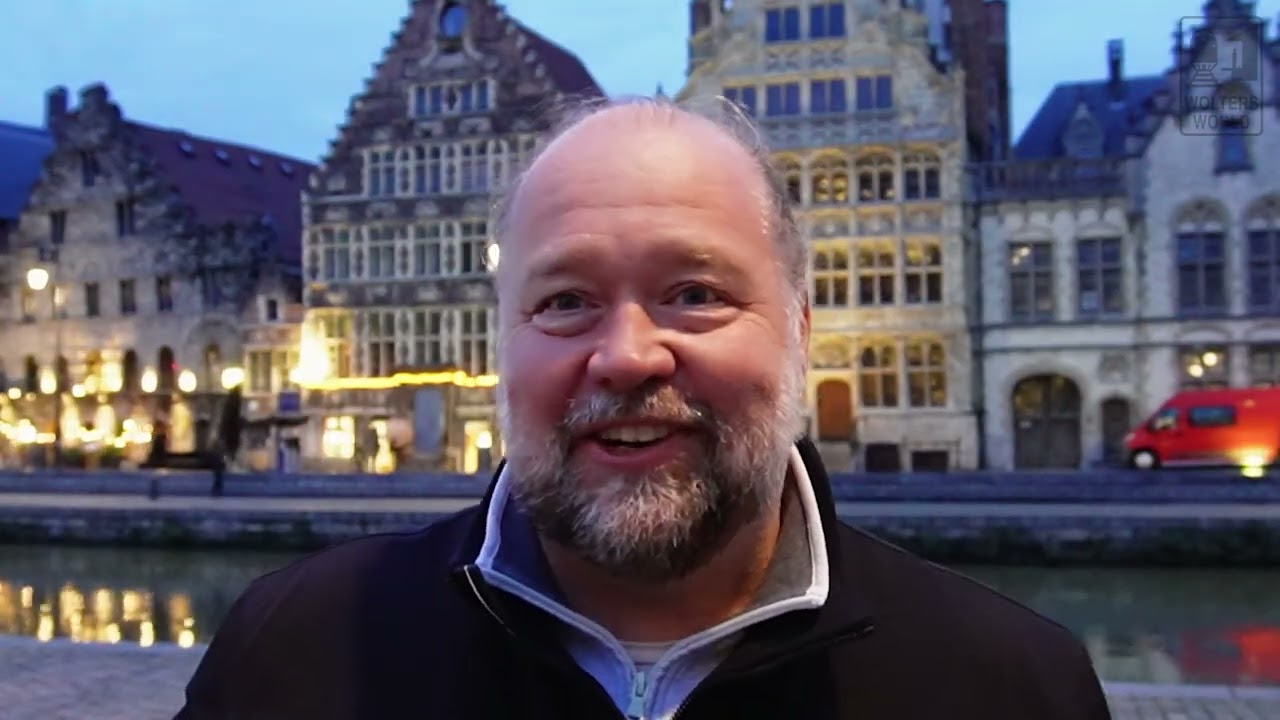 Video thumbnail for How Americans Accidentally Stand Out Overseas