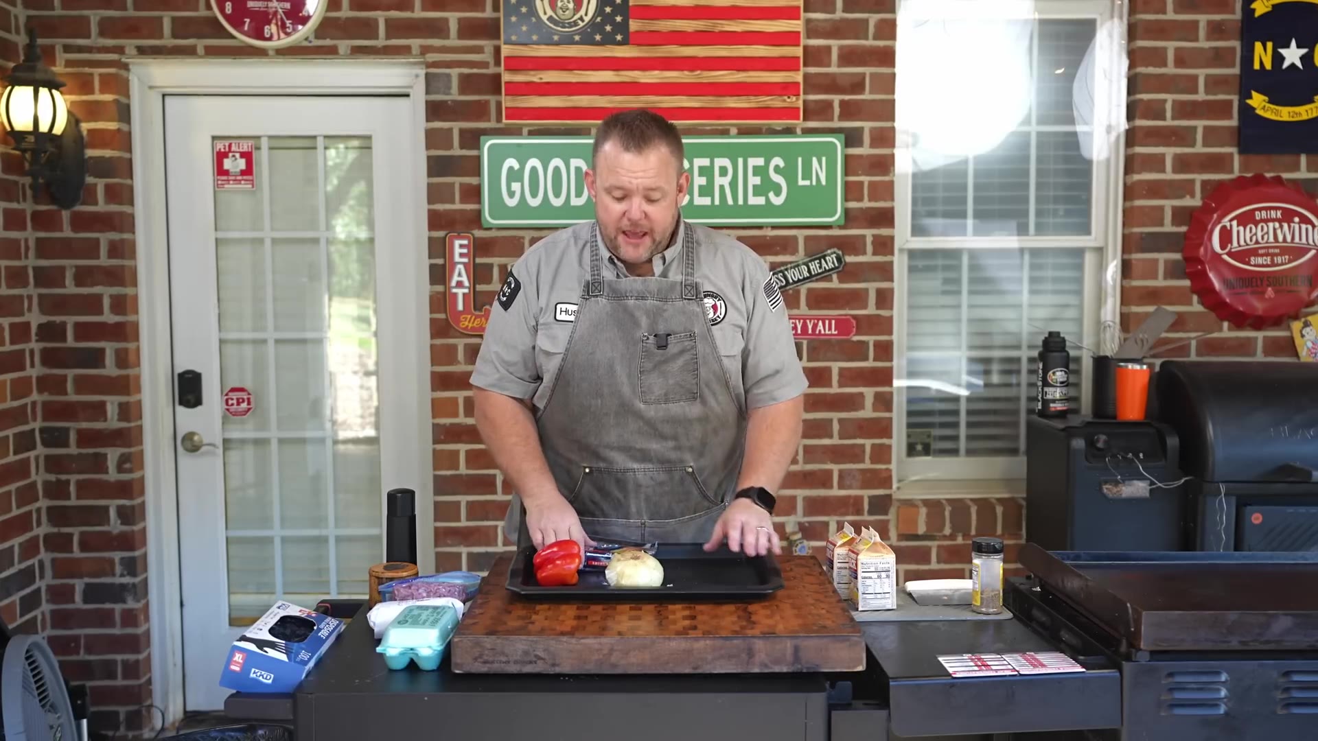 Video thumbnail for 25.Waffle House Breakfast Bowls Might Be Your New Favorite Breakfast! (1080p 24fps)