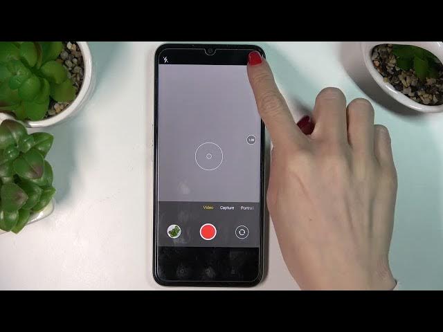 Video thumbnail for How to Change the Camera Video Resolution on REALME C35
