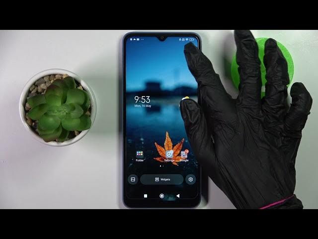 Video thumbnail for Xiaomi Redmi 10C - How To Change Icon Size