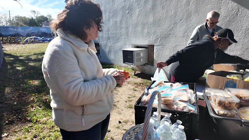 Video thumbnail for Mercy Soup Kitchen continues meal service with help from community support after fire