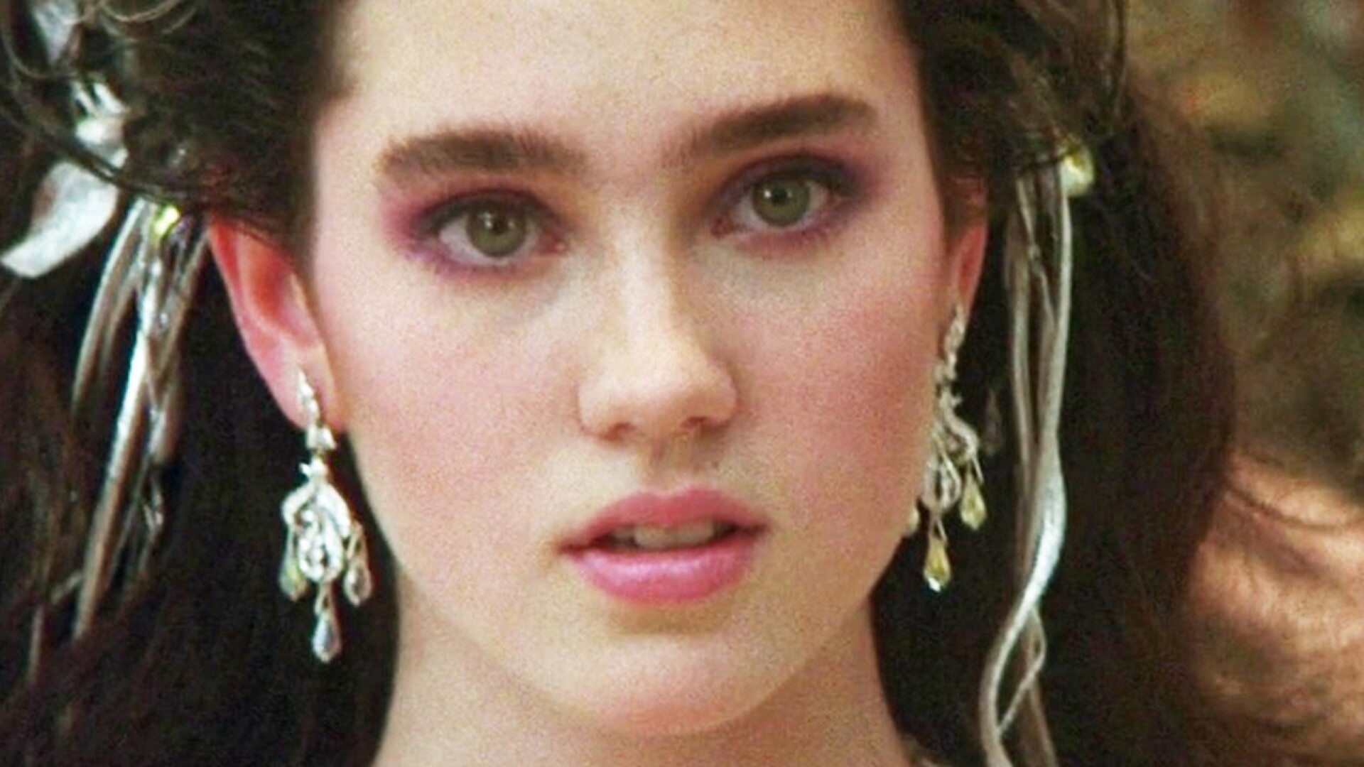 Video thumbnail for What The Cast Of Labyrinth Looks Like Today