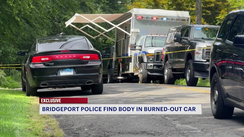 Video thumbnail for Body found in burning car on Bridgeport's North End