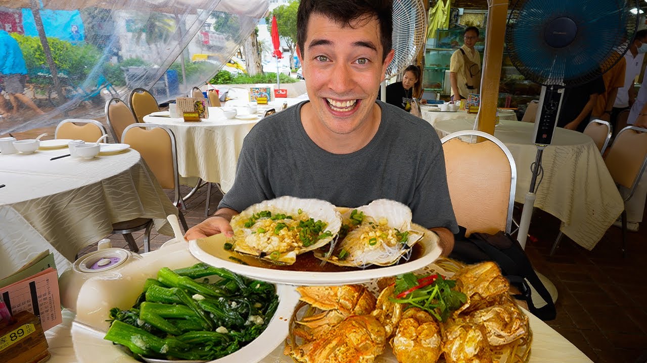 Video thumbnail for Hong Kong SEAFOOD HEAVEN $125 Cantonese Food at Hong Kong’s ONLY Floating Fish Market!