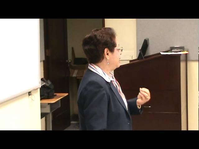 Video thumbnail for Palabras-clausura-1-diplomado.MPG