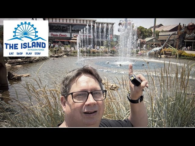 Video thumbnail for Why The Island in Pigeon Forge is a Must-Visit Destination!