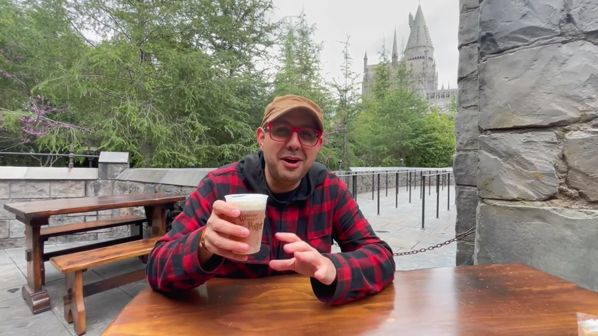 'Video thumbnail for Butterbeer Season at Universal Studios Hollywood'