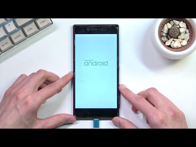 Video thumbnail for How to Insert SIM and SD Card on SONY Xperia Z5 Premium - Install Nano SIM and Micro SD Card