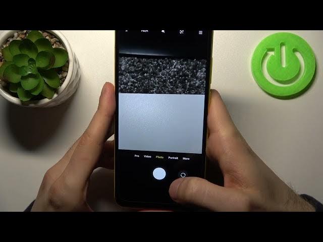 Video thumbnail for XIAOMI POCO C40 - How To Take Burst Shot