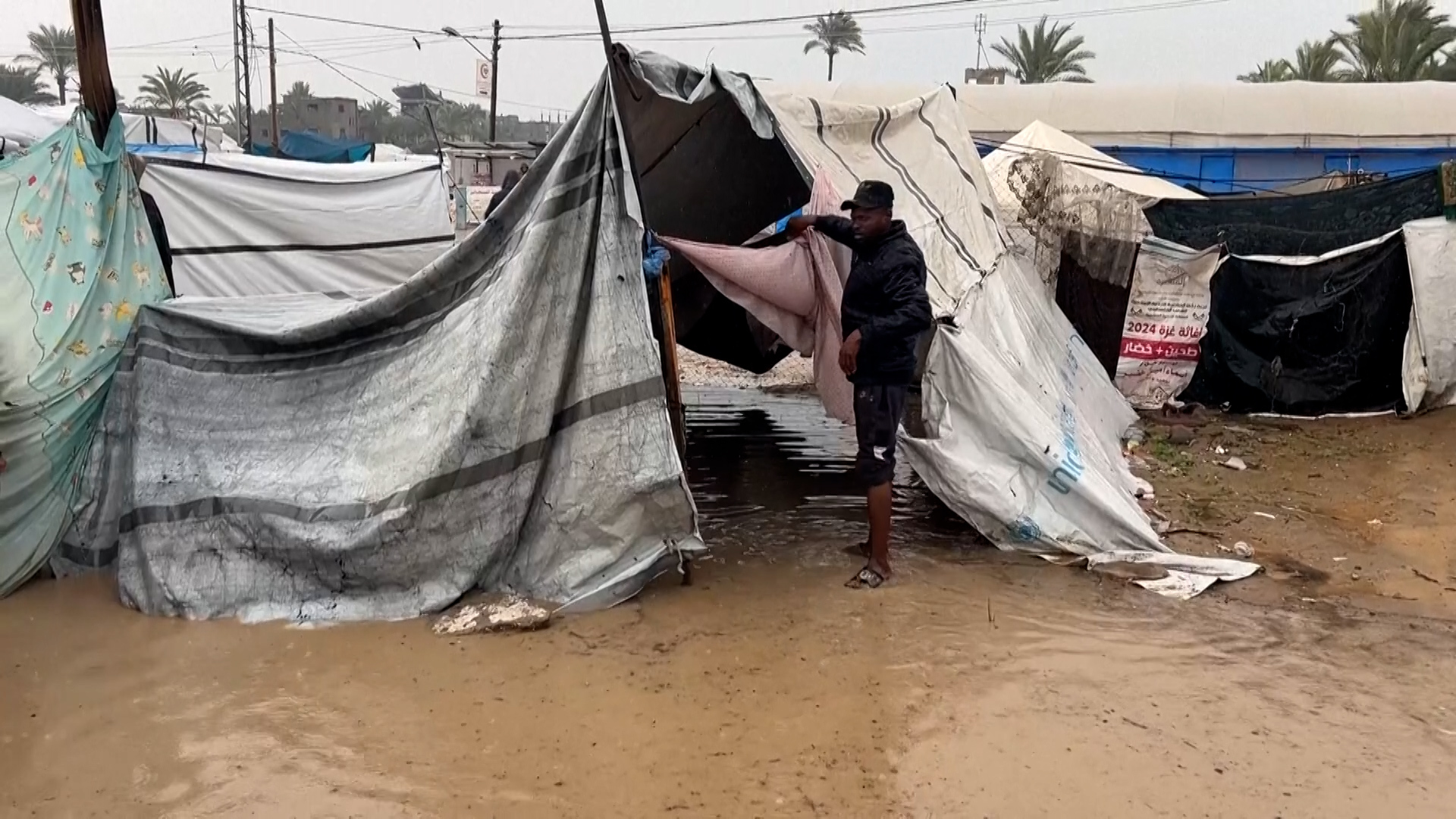 Video thumbnail for Winter storm brings flooding misery to Gaza