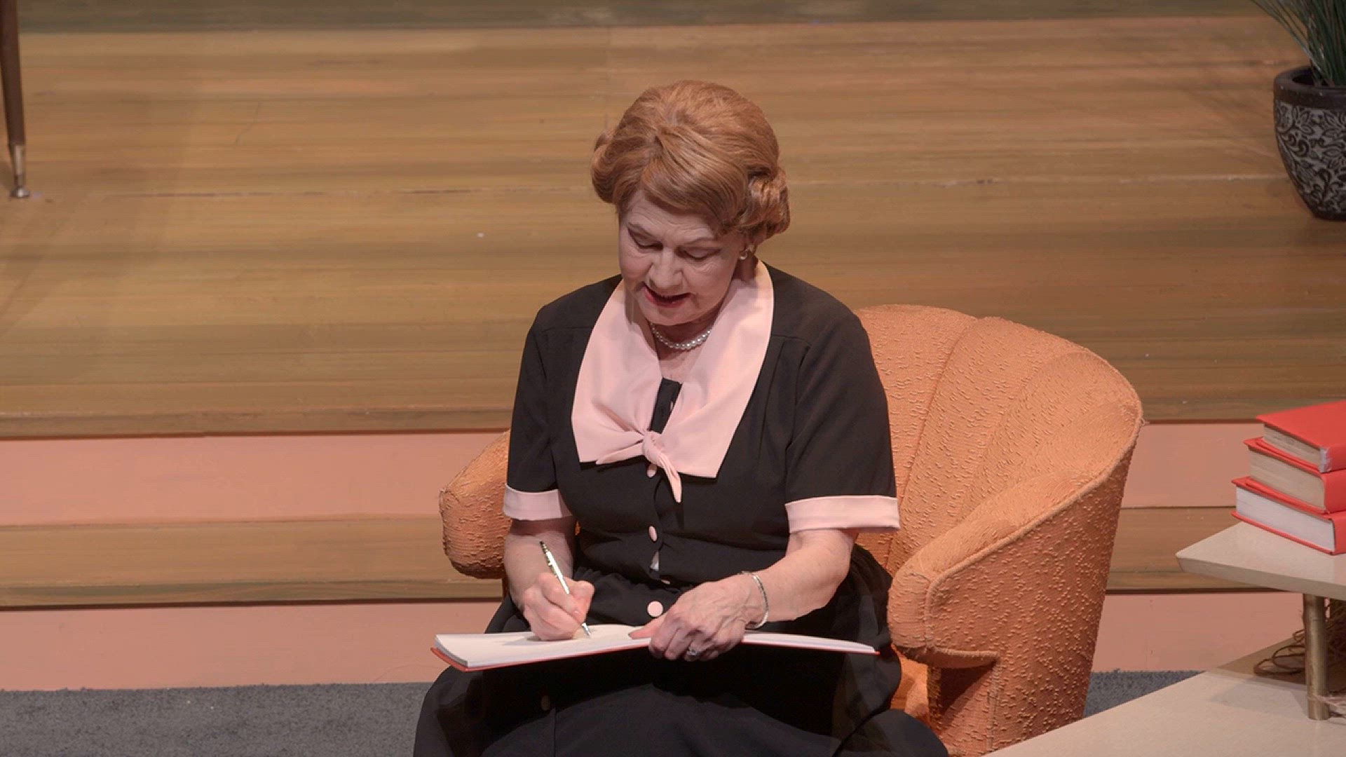 Video thumbnail for Video: First Look at Shattered Globe Theatre's Chicago Premiere of FLOOD