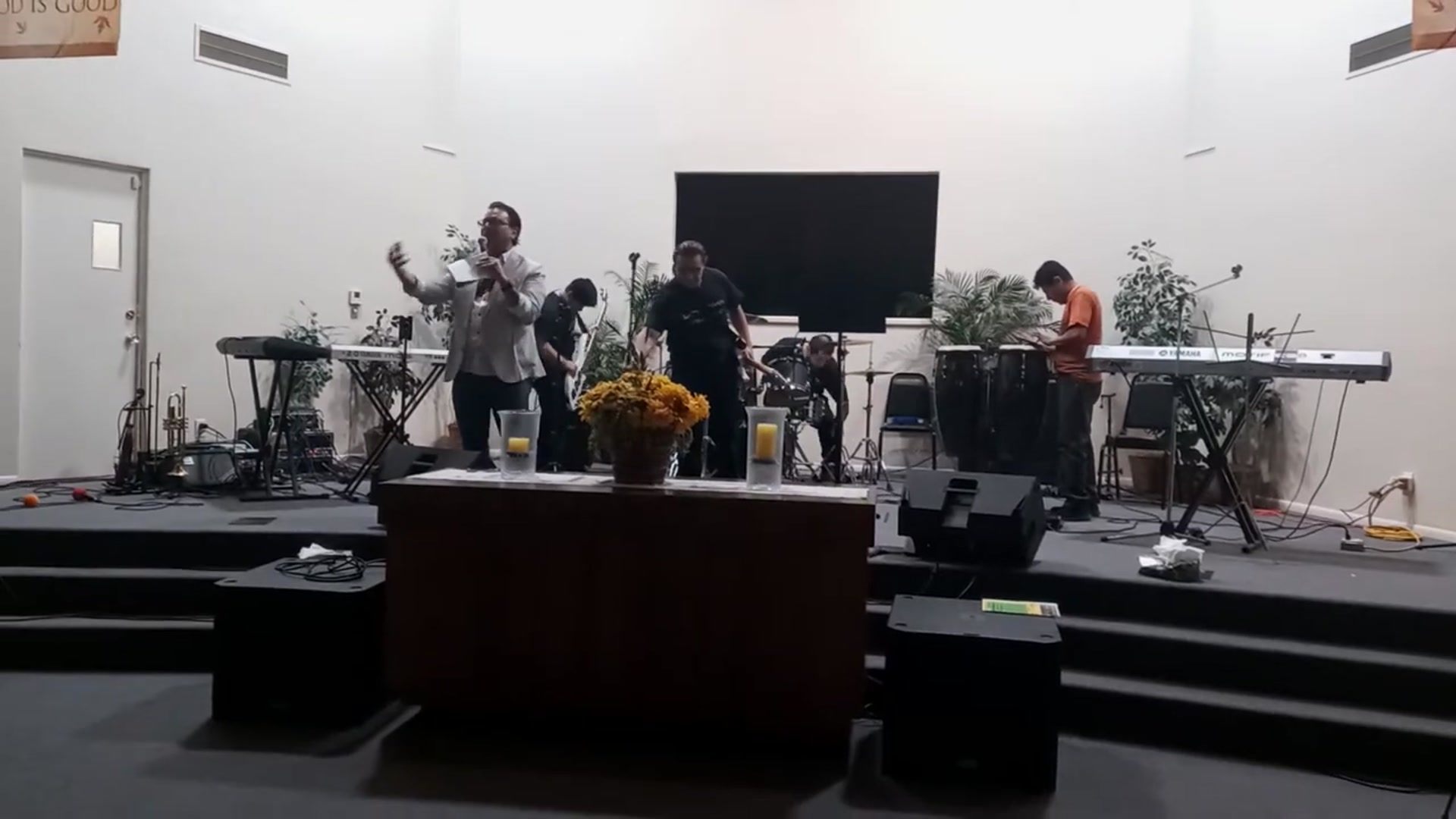 Video thumbnail for Evento en Iglesia (Con Testimonio de Latter Times)